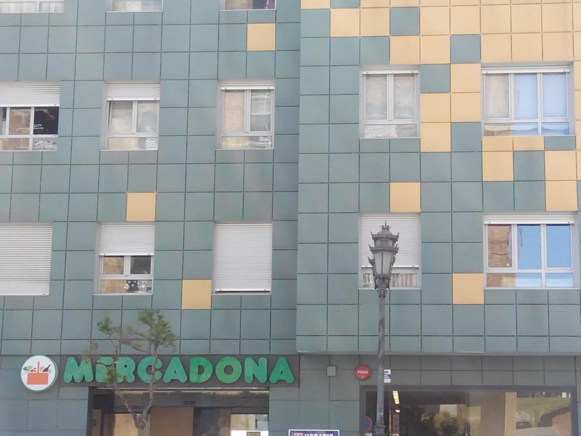 Apartamento Mota-2 Huca-Los Prados; Parking Y Wifi Gratis Овьедо Экстерьер фото